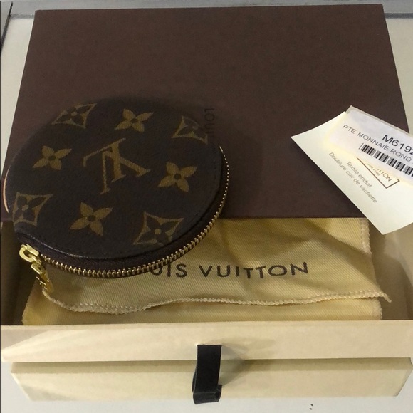 BRAND NEW Authentic π― Louis Vuitton coin purse
